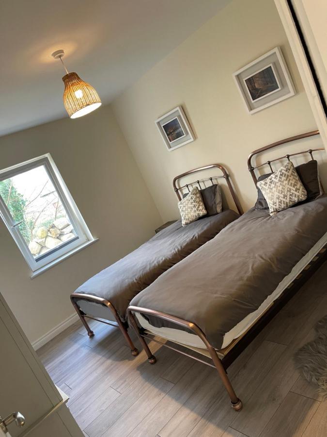 15 Waterwheel Wharf, Annalong Apartman Newry Kültér fotó